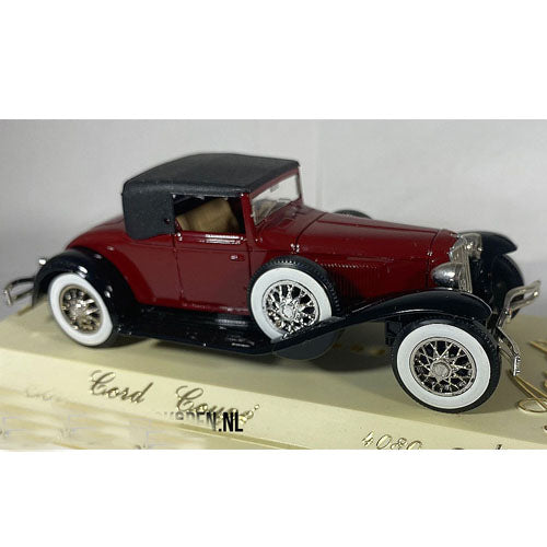 Cord Coupé (Rood) (12cm) 1:43 Solido (Opruiming)