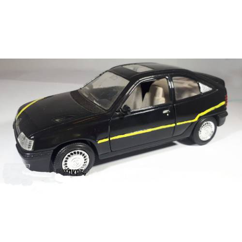 Opel Kadett GSI (Zwart) (16cm) 1:24 Guilloy (Opruiming)