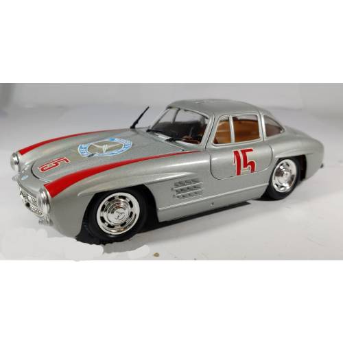 Mercedes 300SL (Zilver) (18cm) 1:24 CB.Car (Opruiming)
