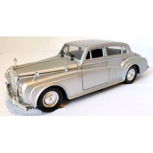 Rolls Royce Silvercloud (Zilver) (17cm) 1:30 Polistil (Opruiming)