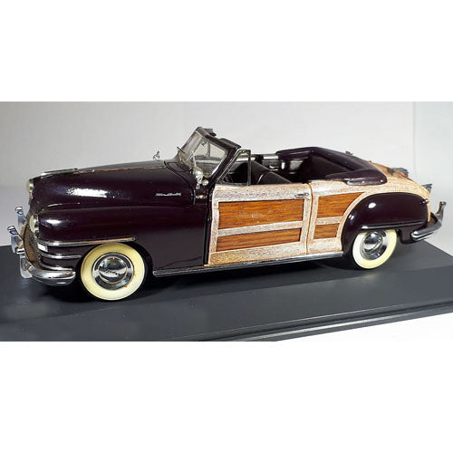 1948 Chrysler Town & Country (Rood) (23 cm) 1/24 Franklin Mint (Opruiming)