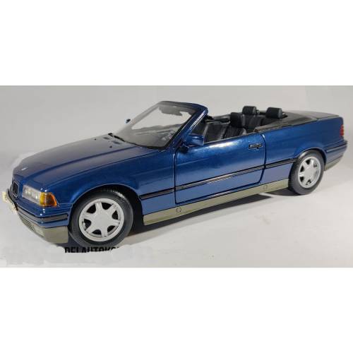 BMW 325i 1993 (Blauw) (24cm) 1:18 Maisto (Opruiming)